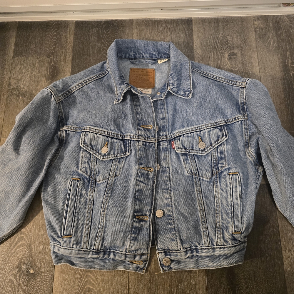 Levi's Classic Blue Jean Jacket